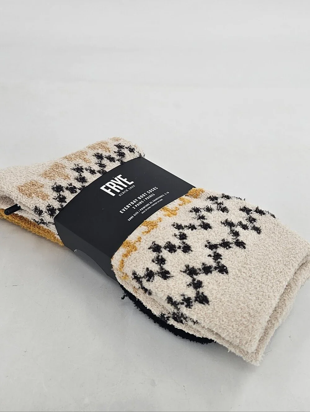 FRYE FUZZY BOOT SOCKS 2-PAIRS WOMEN'S SIZE 5-10 NWT MULTICOLOR